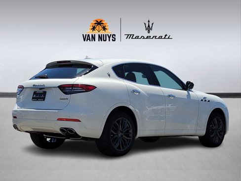 New 2024 Maserati Levante GT Ultima image 2