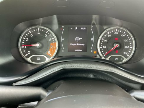 Used 2023 Jeep Renegade Latitude image 21