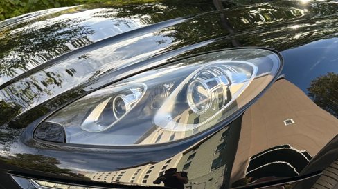 Used 2018 Porsche Macan S image 9