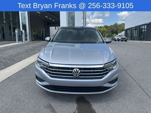 Certified 2021 Volkswagen Jetta SE image 2