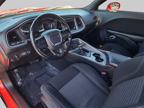 Used 2020 Dodge Challenger SXT image 23