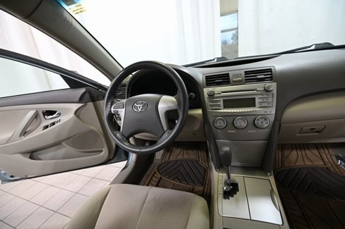 Used 2011 Toyota Camry image 23