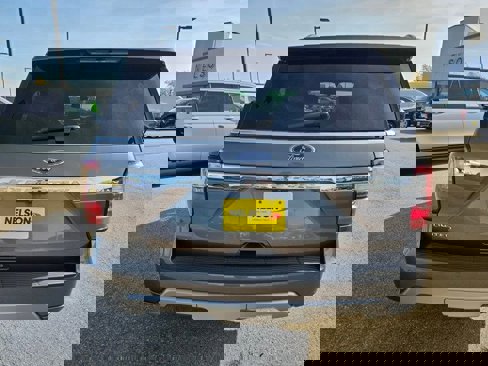 Used 2021 Ford Expedition Max Limited image 8