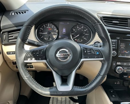Used 2020 Nissan Rogue SV w/ Premium Package image 49