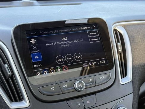 Used 2023 Chevrolet Malibu LT image 23