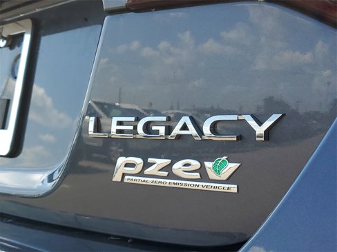 Used 2017 Subaru Legacy 2.5i Premium image 7