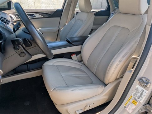 Used 2020 Lincoln MKZ Reserve w/ Elements Package image 16