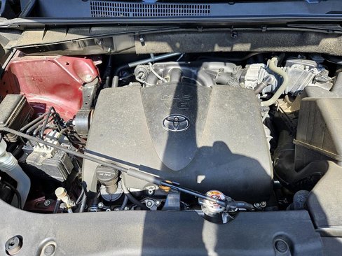 Used 2019 Toyota Highlander XLE image 17