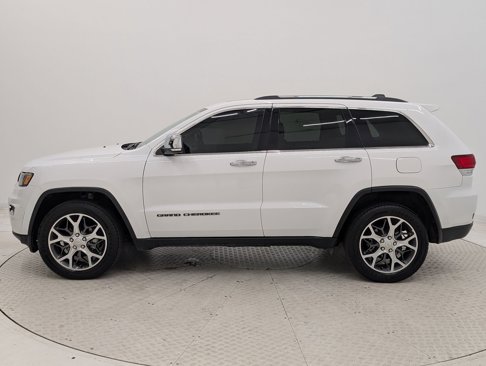 Used 2020 Jeep Grand Cherokee Limited w/ Luxury Group II image 2