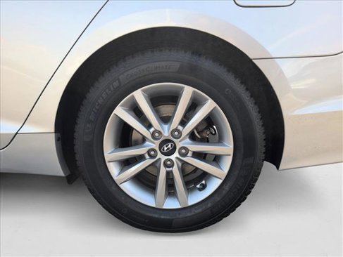 Used 2016 Hyundai Sonata SE image 25