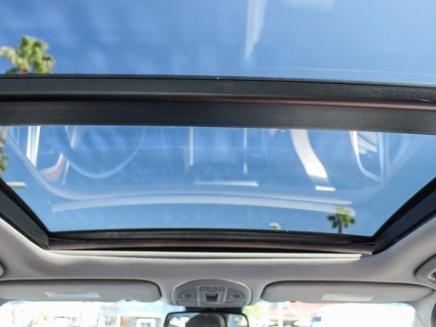 Used 2015 Hyundai Genesis 5.0 image 16