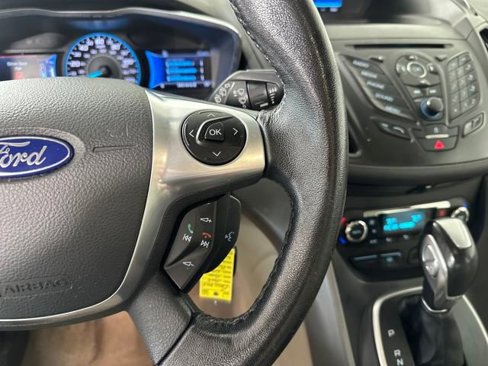 Used 2015 Ford C-MAX SE image 16