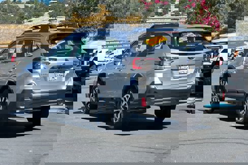 Used 2021 Subaru Outback image 6