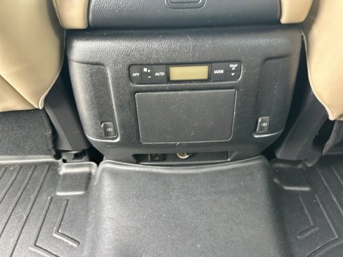 Used 2018 Nissan Armada SL w/ Moonroof Package image 43