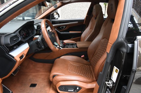 Used 2021 Lamborghini Urus image 8