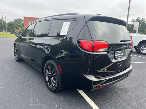 Certified 2020 Chrysler Pacifica Touring-L w/ Advanced Safetytec Group image 7