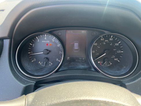 Used 2020 Nissan Rogue SL image 14