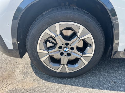 Certified 2025 BMW X1 xDrive28i w/ Technology Package image 27
