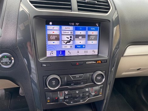 Used 2019 Ford Explorer XLT w/ Equipment Group 202A image 23