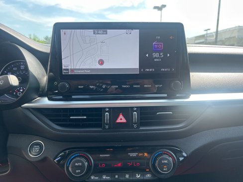 Certified 2022 Kia Forte GT w/ GT Technology Package image 13