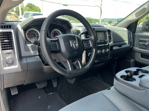 Used 2016 RAM 2500 SLT image 8