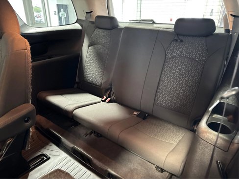 Used 2012 GMC Acadia SLE image 29
