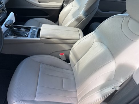 Used 2020 Genesis G80 3.8 image 17