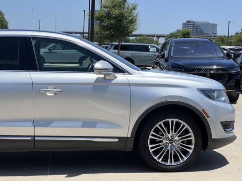 Used 2017 Lincoln MKX Reserve image 12