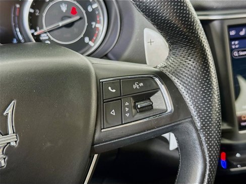 Used 2023 Maserati Levante Modena image 19