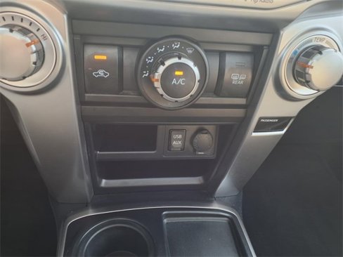 Used 2018 Toyota 4Runner Limited image 20