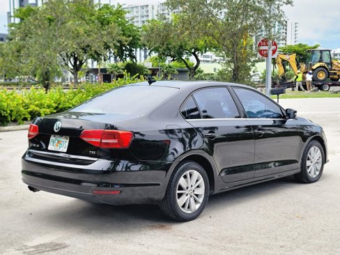 Used 2015 Volkswagen Jetta Sport image 5