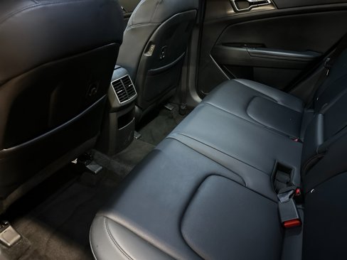 Used 2023 Kia Sportage EX w/ EX Premium Package image 11