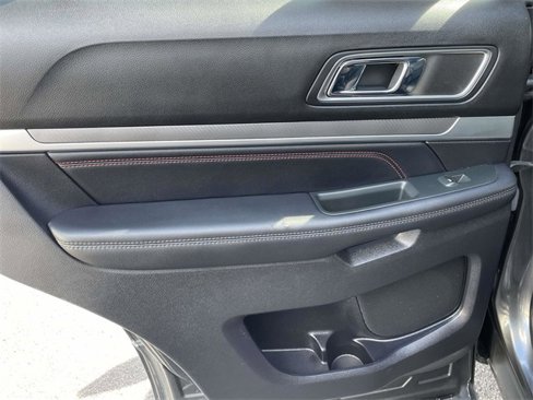 Used 2019 Ford Explorer Sport w/ Equipment Group 401A image 6