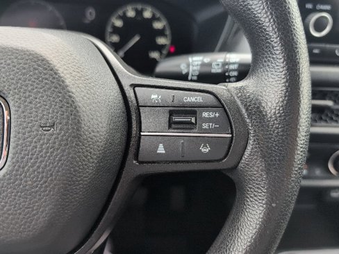 Used 2023 Honda HR-V LX image 7