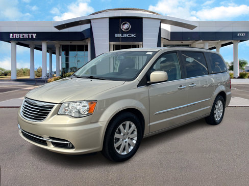 Used 2015 Chrysler Town & Country Touring w/ Driver Convenience Group image 7