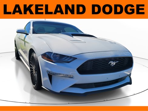 Used 2019 Ford Mustang Coupe image 1
