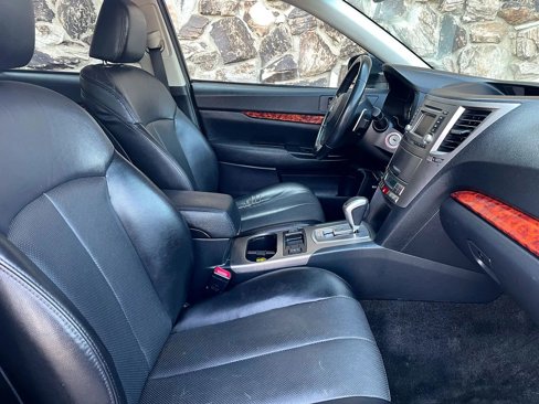 Used 2012 Subaru Outback 2.5i Limited image 12