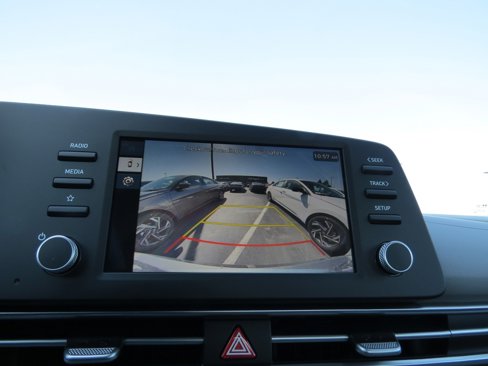 New 2025 Hyundai Elantra Sport image 17
