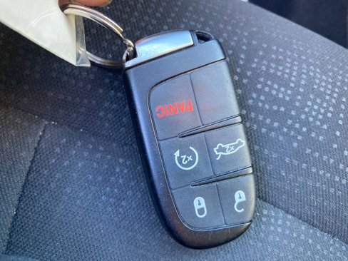 Used 2015 Chrysler 200 Limited w/ Spring Special Group image 38