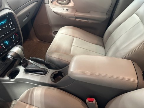 Used 2008 Chevrolet TrailBlazer LT w/ Sun And Sound Package image 25