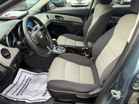 Used 2012 Chevrolet Cruze LS w/ Connectivity Package image 10