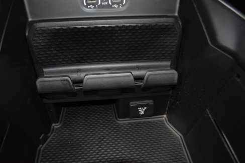 Used 2022 RAM 2500 Big Horn w/ Level C Equiment Group image 40