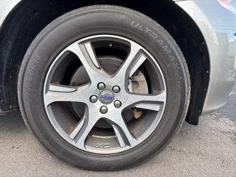 Used 2015 Volvo XC60 T6 w/ Protection Package image 11