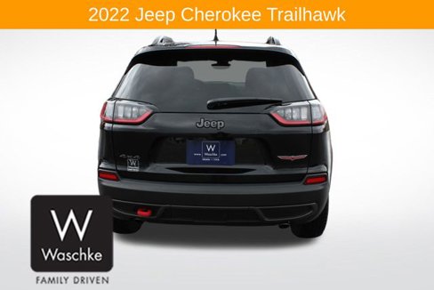 Used 2022 Jeep Cherokee Trailhawk image 6