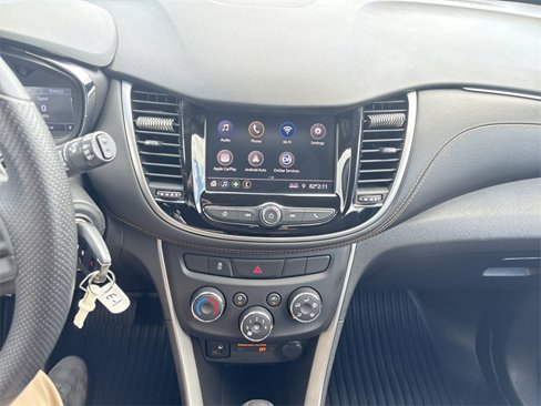 Used 2020 Chevrolet Trax LS image 22