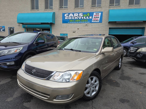 Used 2001 Toyota Avalon XLS image 2