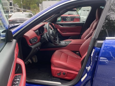 Used 2019 Maserati Levante GTS image 22