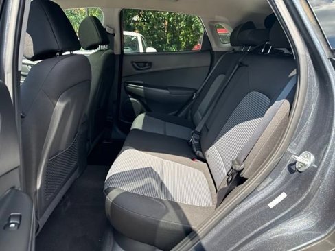 Used 2018 Hyundai Kona SEL image 25