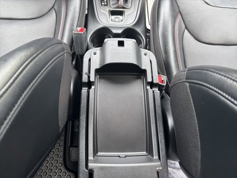 Used 2022 Jeep Cherokee Trailhawk w/ Premium Leather Package image 16