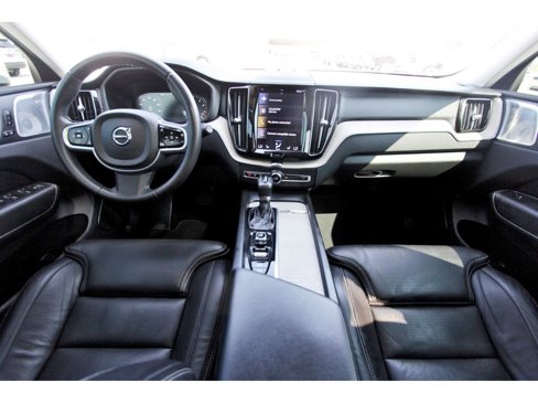 Used 2021 Volvo XC60 T5 Inscription w/ Advanced Package image 11